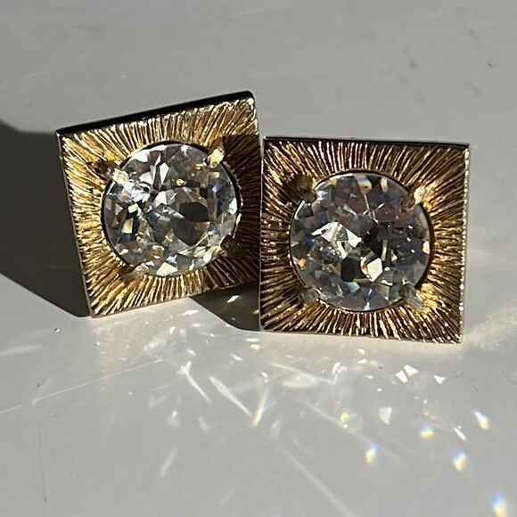 Vintage Gold Tone Square Clip on Earrings with Large Rhinestone - Picture 1 of 10